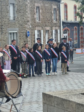 8 MAI 006